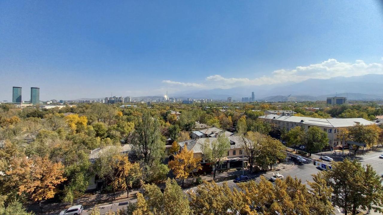 "Картина Горных Вершин" Квартира- "Mountain View" Apartment Almaty Extérieur photo